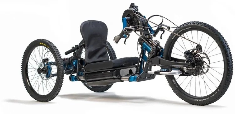 Off-road handcycle with three wheels and blue accents on a white background.
